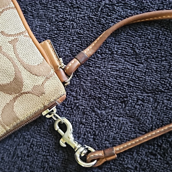 Coach Wristlet - Picture 3 of 7